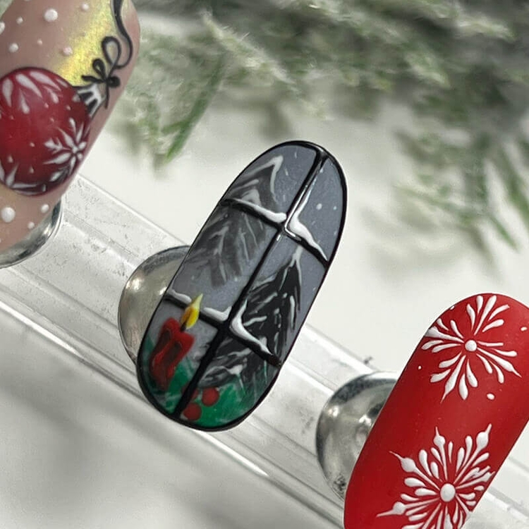 NAIL ART